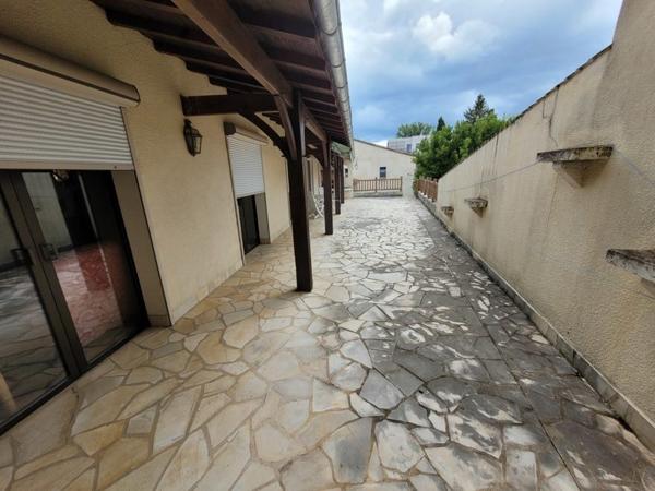 Maison 182 000 € Ribérac 20 p 190 m² DPE E