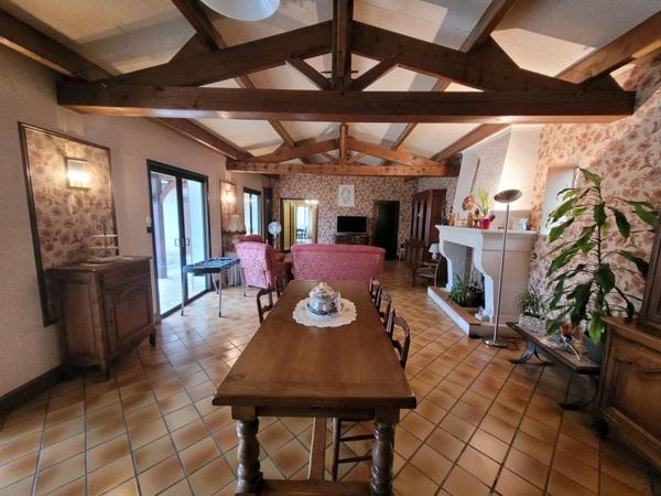 Maison 182 000 € Ribérac 20 p 190 m² DPE E