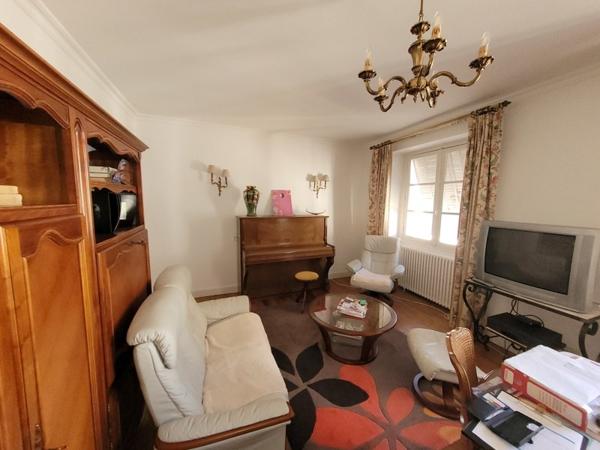 Maison 182 000 € Ribérac 20 p 190 m² DPE E