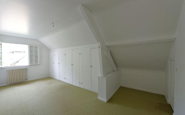 Maison à vendre    6 pièces • 189 m2 Pau