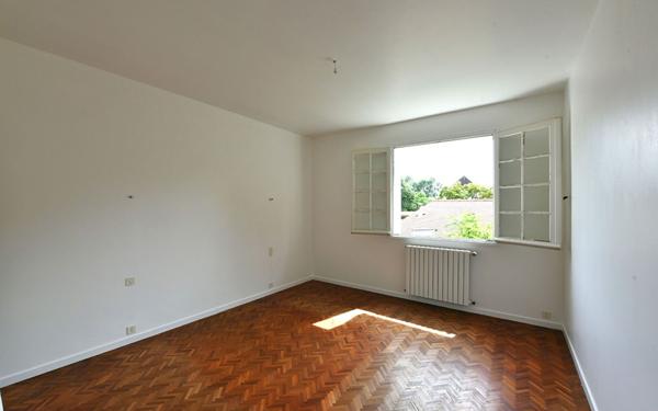 Maison à vendre    6 pièces • 189 m2 Pau