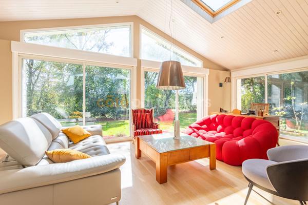 Vente Maison225 m² - 8 Pièces - AIZENAY (85190)