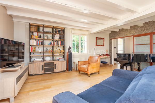 Vente Maison225 m² - 8 Pièces - AIZENAY (85190)