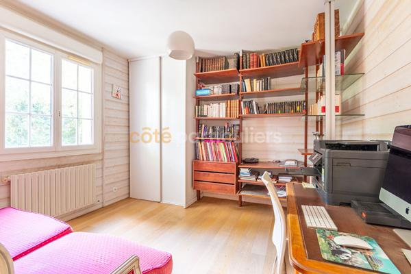 Vente Maison225 m² - 8 Pièces - AIZENAY (85190)