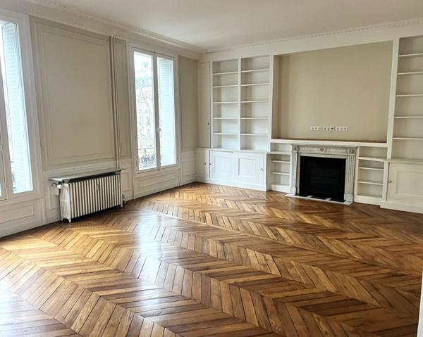 Appartement Paris 5 pièce(s) 191 m2