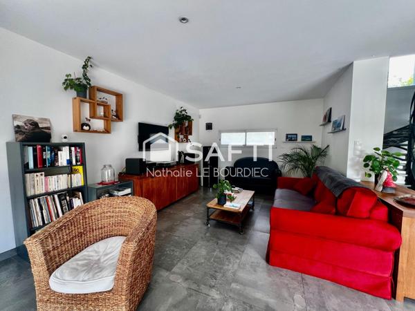 MAISON CONTEMPORAINE BOURG TREILLIERES-3CH-GARAGE-JARDIN