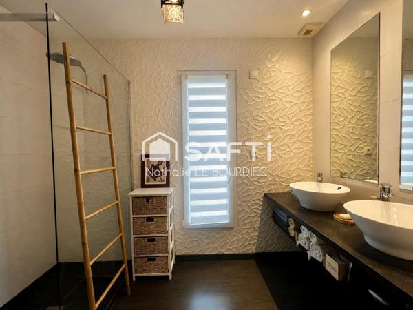 MAISON CONTEMPORAINE BOURG TREILLIERES-3CH-GARAGE-JARDIN
