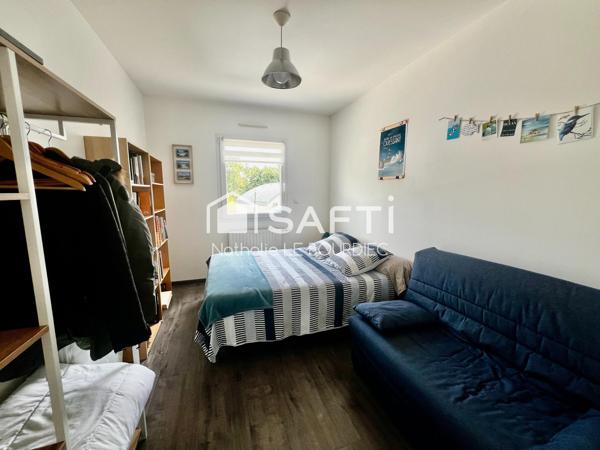 MAISON CONTEMPORAINE BOURG TREILLIERES-3CH-GARAGE-JARDIN