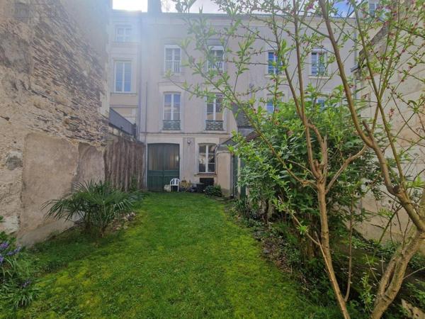 Maison à vendre à Angers dans le Maine-et-Loire (49100), ref : 49112-1006   
La Gare