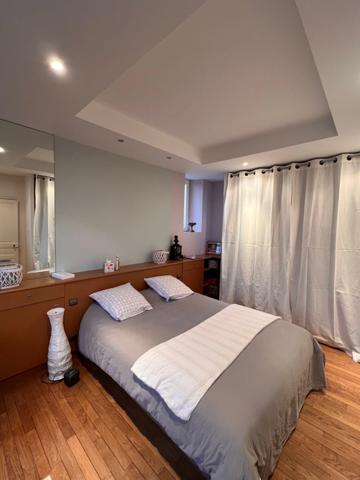 Propriété à SAINT VALLIER de 180 m2 avec terrain de 1728 m2 et piscine.