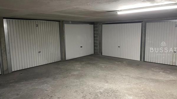 A vendre garage en sous-sol - Boulevard Yves Farge