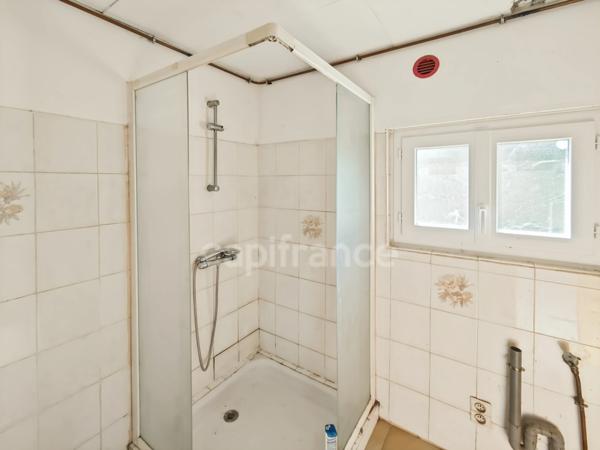 Maison à vendre 5 pièces LALINDE (24)
