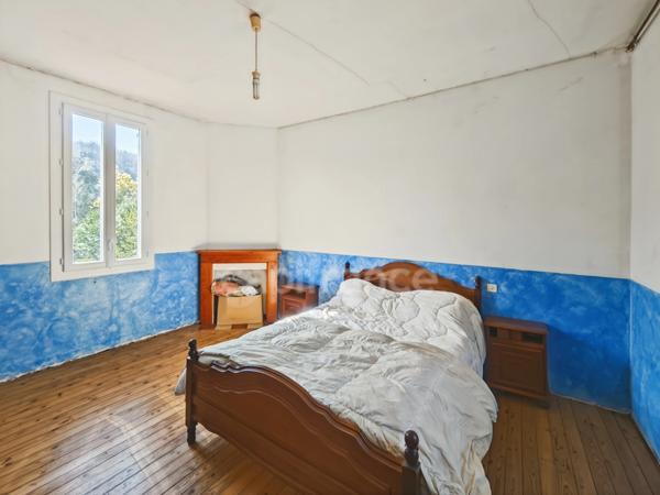 Maison à vendre 5 pièces LALINDE (24)