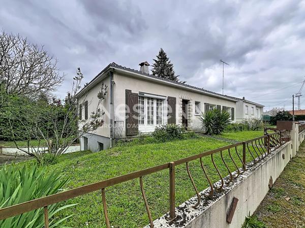 Maison à vendre à Fontenay-le-Comte - Exclusivité NESTENN - 3 chambres, centre ville