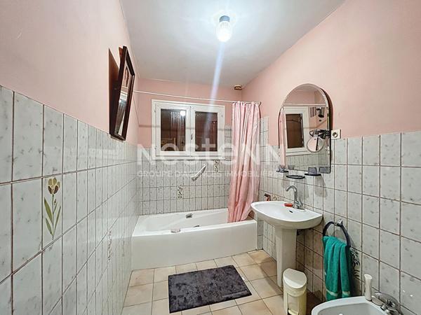 Maison à vendre à Fontenay-le-Comte - Exclusivité NESTENN - 3 chambres, centre ville