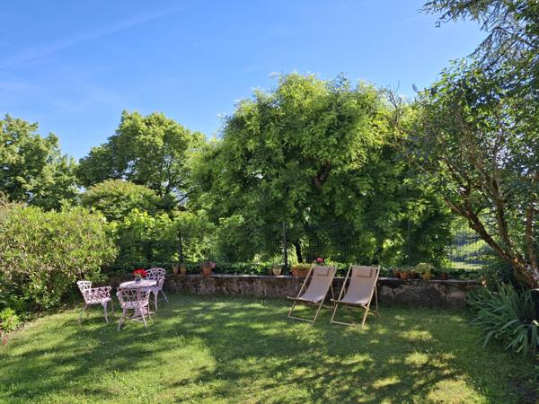 Grande maison de village avec vue panoramique