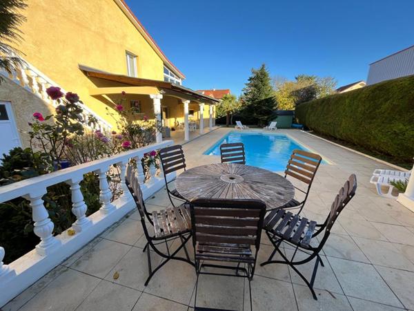 Maison Riom 6 pièces 213 m2