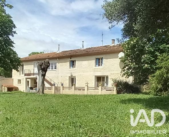 Maison à vendre 5 pièces 135 m² Nîmes