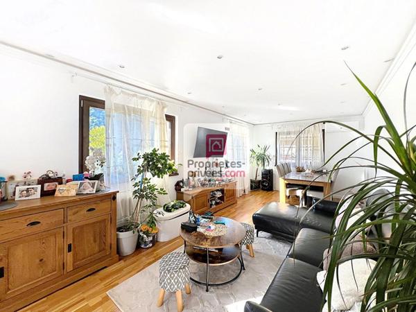 Maison Ugine 18 pièces 240 m2