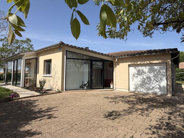 Foulayronnes (47510) MAISON 3 CHAMBRES AVEC TERRASSE, VÉRANDA, GARAGE ET JARDIN