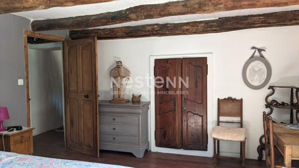 Propriété d'exception dans les Gorges du Tarn ? 900 m de rive privée, 8,9 hectares et 2 habitations