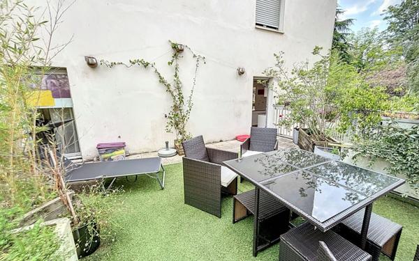 Appartement à vendre    5 pièces •  Paris 14