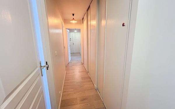 Appartement à vendre    5 pièces •  Paris 14