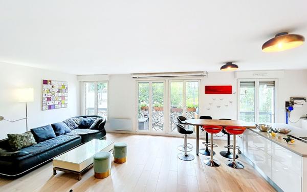 Appartement à vendre    5 pièces •  Paris 14