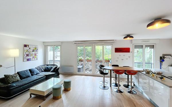 Appartement à vendre    5 pièces •  Paris 14