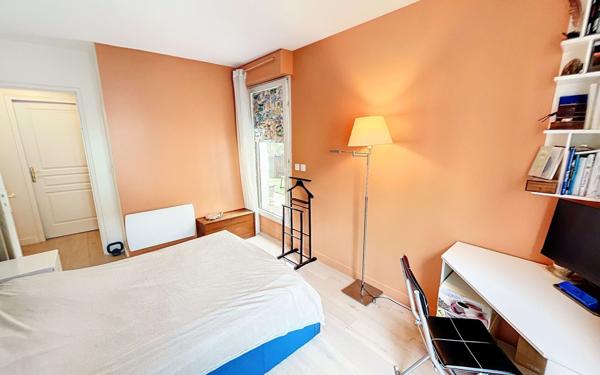 Appartement à vendre    5 pièces •  Paris 14