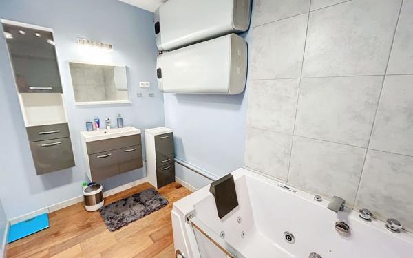 Appartement à vendre    5 pièces •  Paris 14