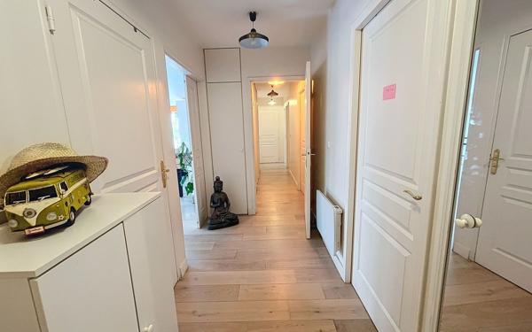 Appartement à vendre    5 pièces •  Paris 14