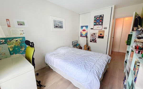 Appartement à vendre    5 pièces •  Paris 14