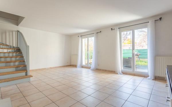 Maison à louer    5 pièces • 85,35 m2 Crosne