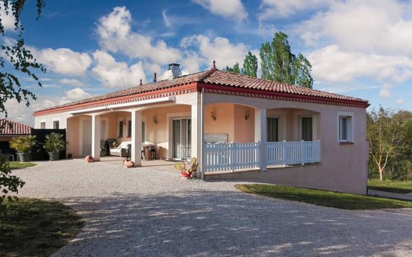 Maison à vendre    5 pièces •  Molières