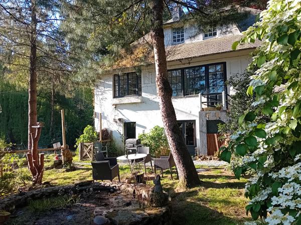 Maison
         7 pièces
        - 188 m² 285 000 € *
