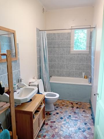 Maison
         7 pièces
        - 188 m² 285 000 € *