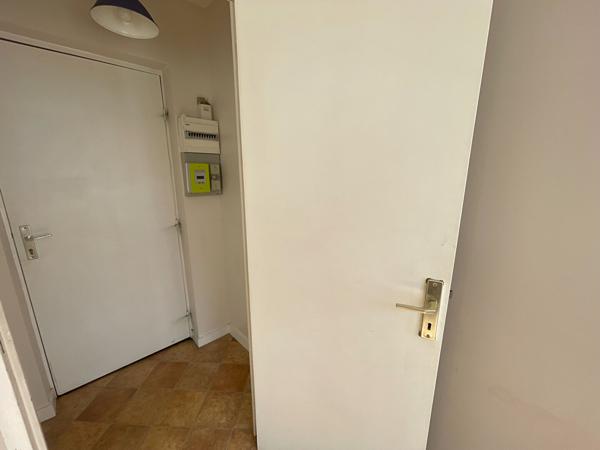 A LOUER BREST QUATRE MOULINS STUDIO 17.37 m2