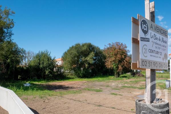 Terrain à vendre  561 m2 BRETIGNOLLES SUR MER - 85