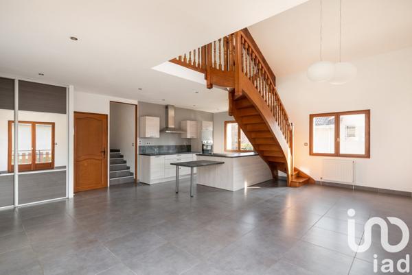 Maison à vendre 6 pièces 143 m² Moirans