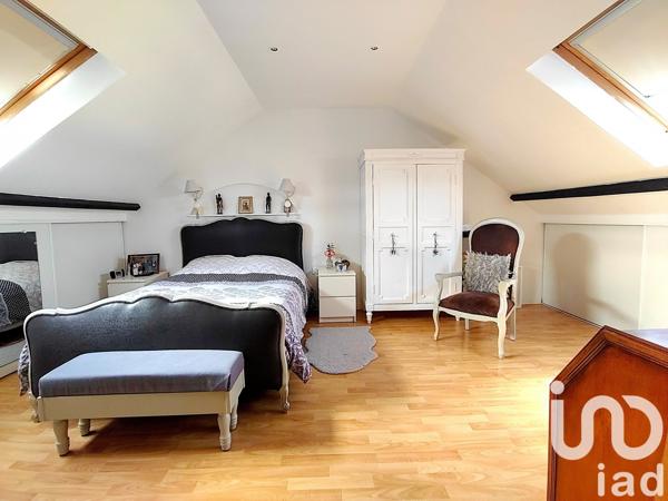 Maison 5 pièces de 92 m² à Élancourt (78990)