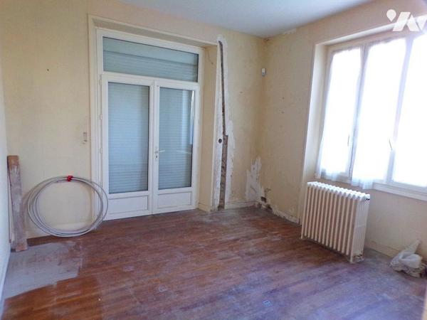 Les Herbiers centre ville Maison 4 chambres+ bureau