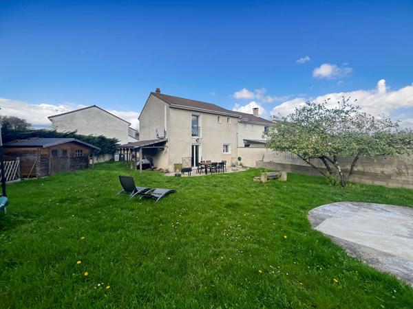 Maison Les Mureaux 90m² - 3 chambres