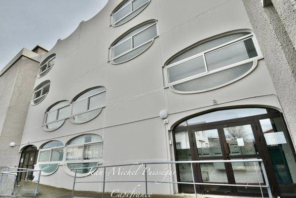 Appartement à Vendre 1 pièce SAINT GAUDENS (31), Parking privatif aérien