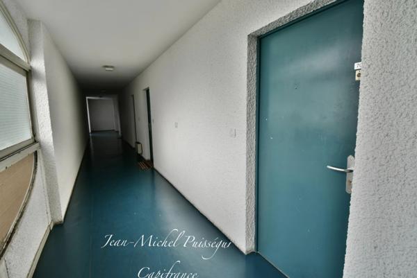 Appartement à Vendre 1 pièce SAINT GAUDENS (31), Parking privatif aérien