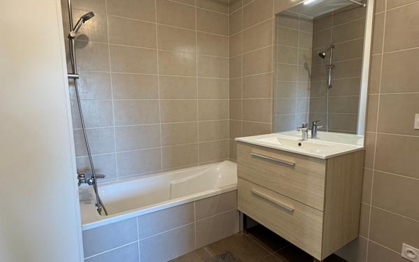 Appartement à louer    2 pièces •  Annemasse