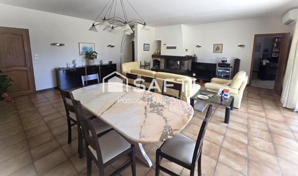 Maison de 179m² sur un terrain de 8892m² constructible