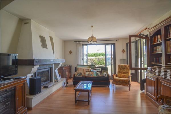 Maison Maison familiale de plain-pied - Quartier calme et résidentiel ! 113.44 m²
