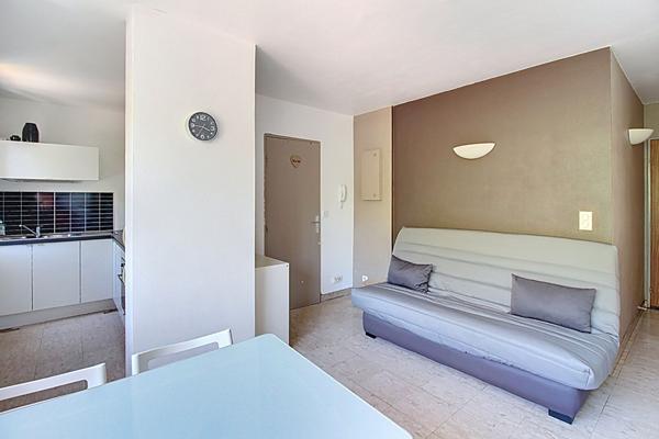 A VENDRE en EXCLUSIVITE ! Appartement Draguignan 1 pièce 23 m² avec ascenseur