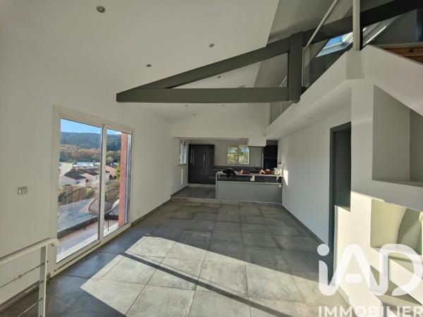 Location maison 5 pièces 285 m² Villeneuve-Loubet